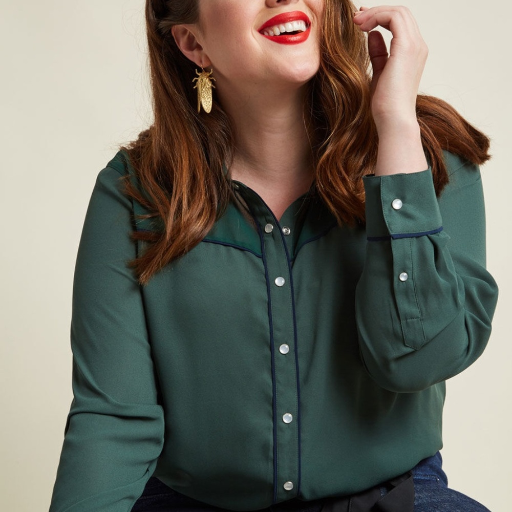 ModCloth sheer pearl snap